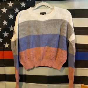 Colorblock cropped fit sweater
